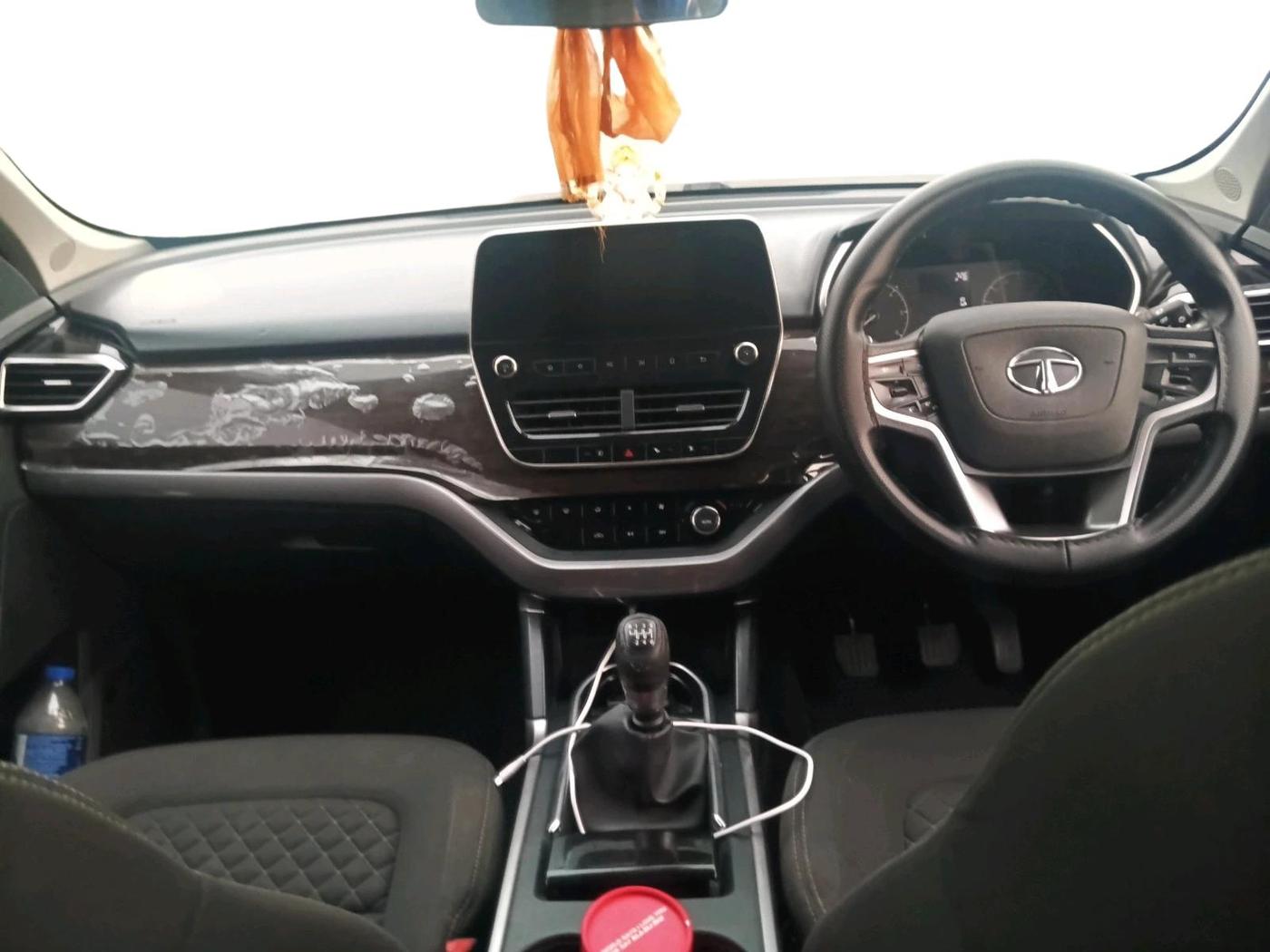 2019 Tata Harrier XT 2.0L KRYOTEC, Diesel, Manual, 46,362 km, interior