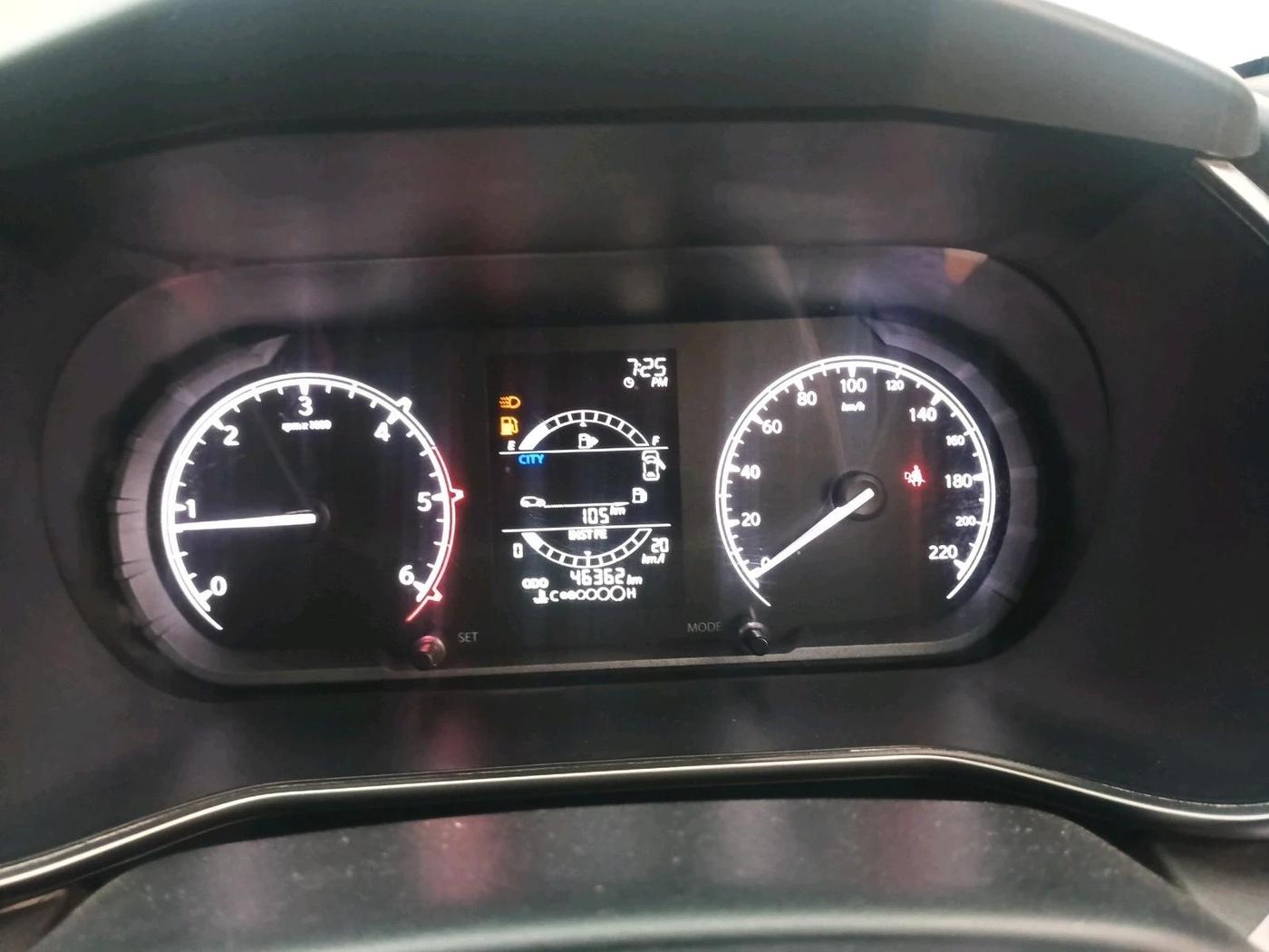 2019 Tata Harrier XT 2.0L KRYOTEC, Diesel, Manual, 46,362 km, interior