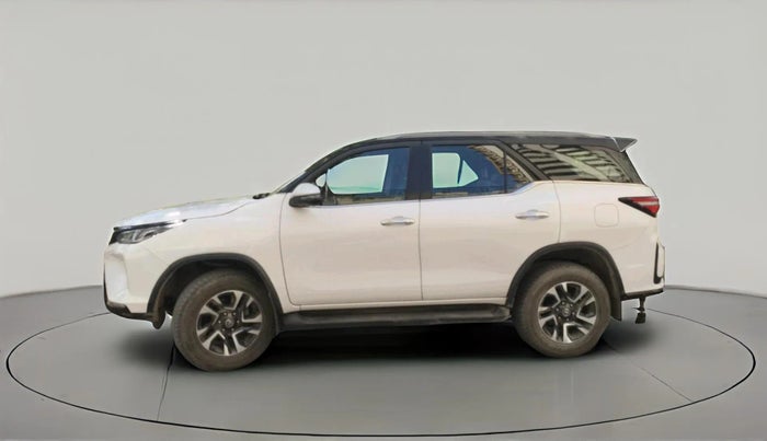 2024 Toyota Fortuner 4X2 AT 2.8 LEGENDER, Diesel, Automatic, 32,276 km, exterior