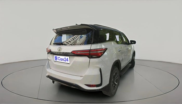 2024 Toyota Fortuner 4X2 AT 2.8 LEGENDER, Diesel, Automatic, 32,276 km, exterior