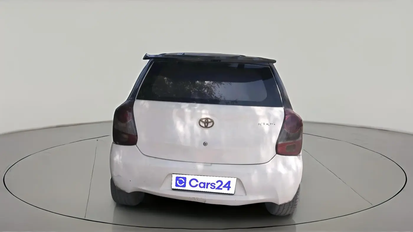 2016 Toyota Etios Liva G, Petrol, Manual, 97,212 km, exterior