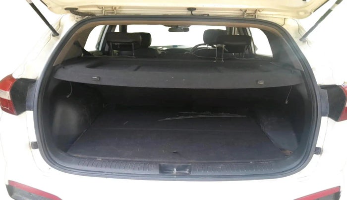 2016 Hyundai Creta SX 1.6 DIESEL, Diesel, Manual, 1,22,445 km, exterior