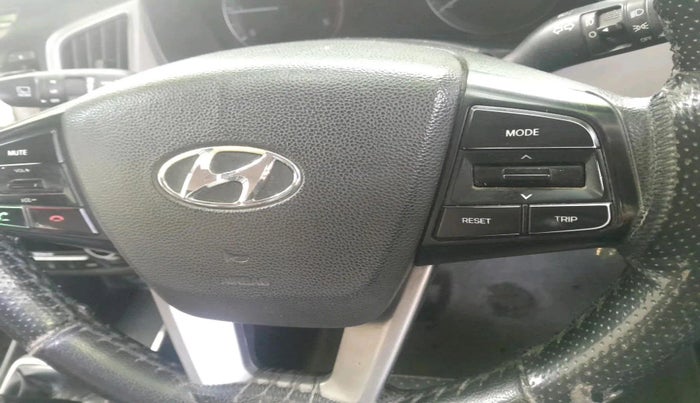 2016 Hyundai Creta SX 1.6 DIESEL, Diesel, Manual, 1,22,445 km, interior