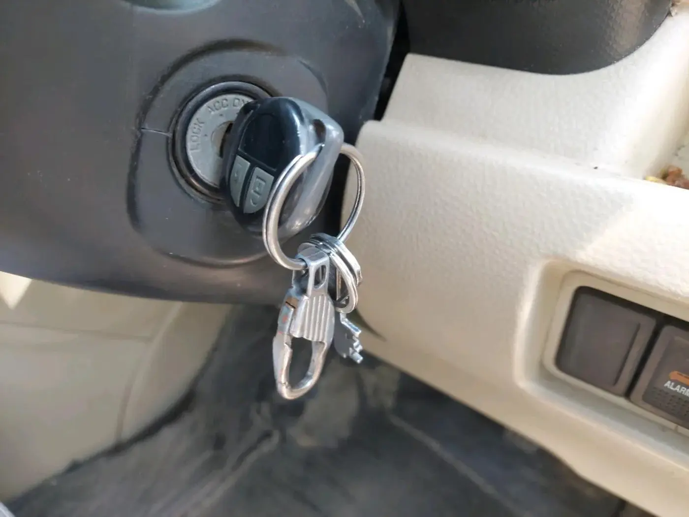 2016 Maruti Swift Dzire VDI, Diesel, Manual, 2,12,926 km, interior