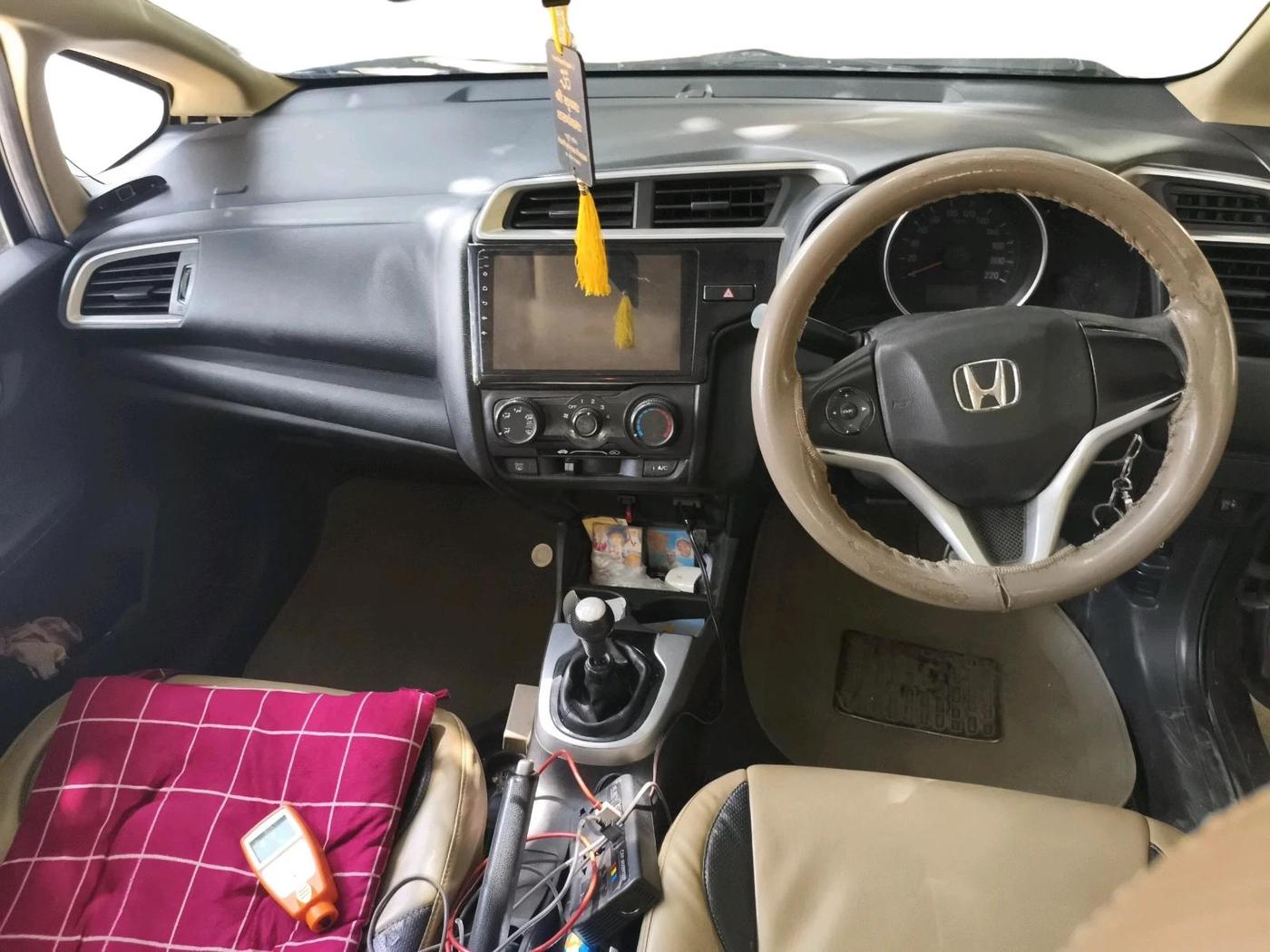 2016 Honda Jazz 1.5L I-DTEC S, Diesel, Manual, 2,03,480 km, interior