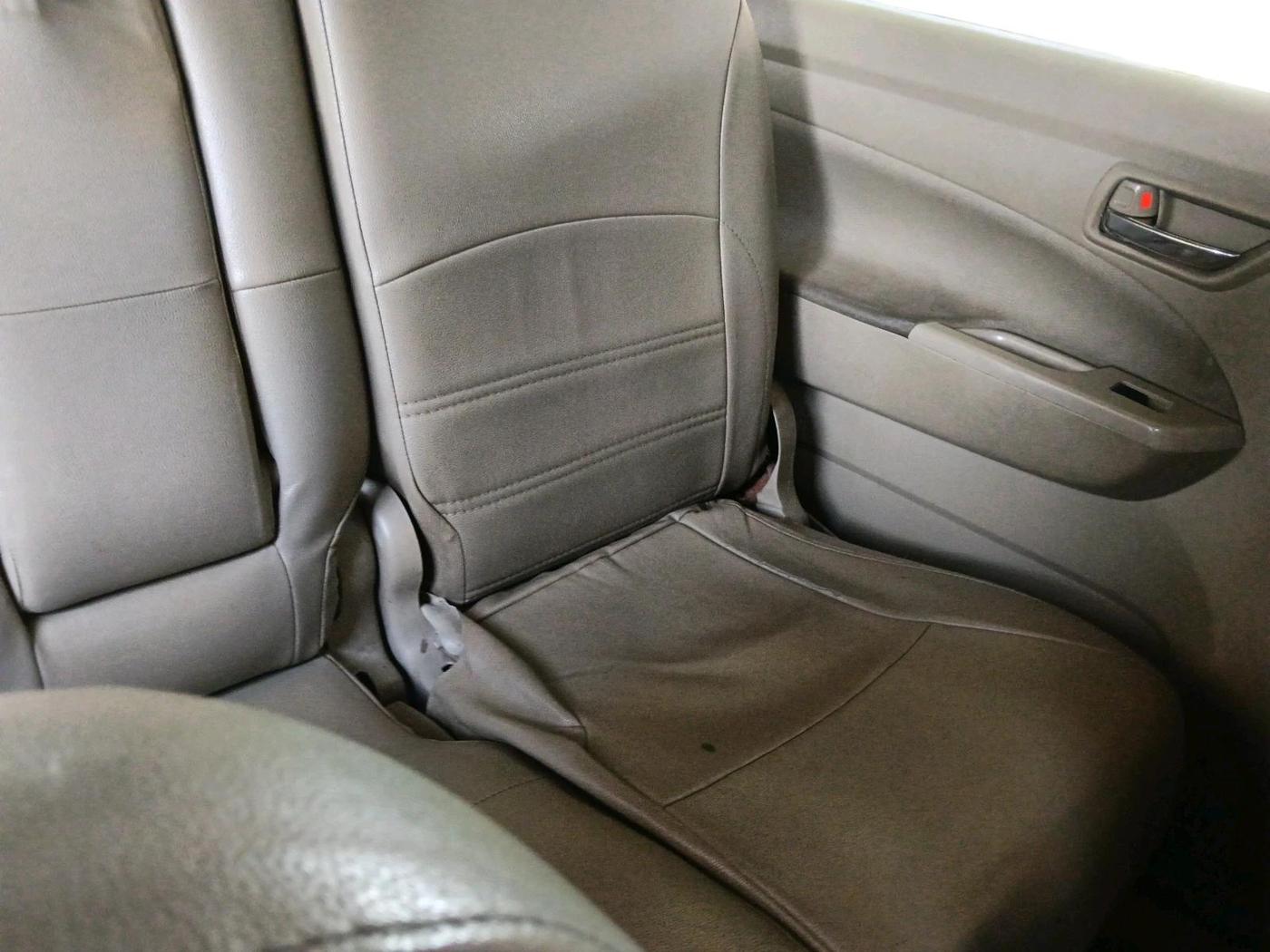 2017 Maruti Ertiga VXI CNG, CNG, Manual, 1,96,290 km, interior