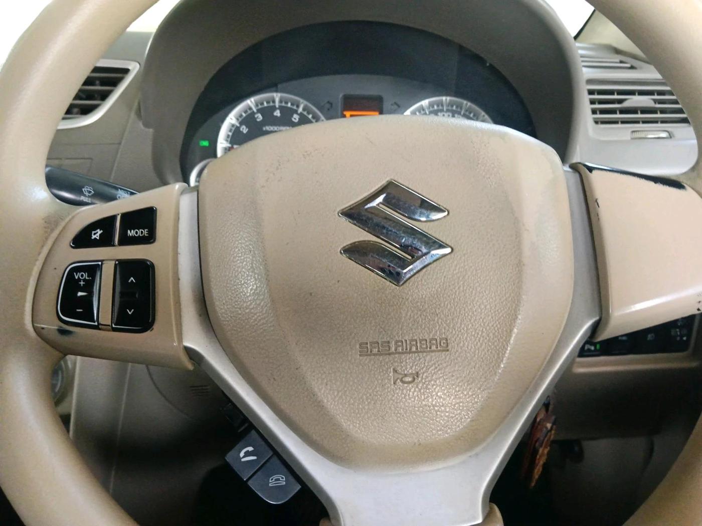 2017 Maruti Ertiga VXI CNG, CNG, Manual, 1,96,290 km, interior