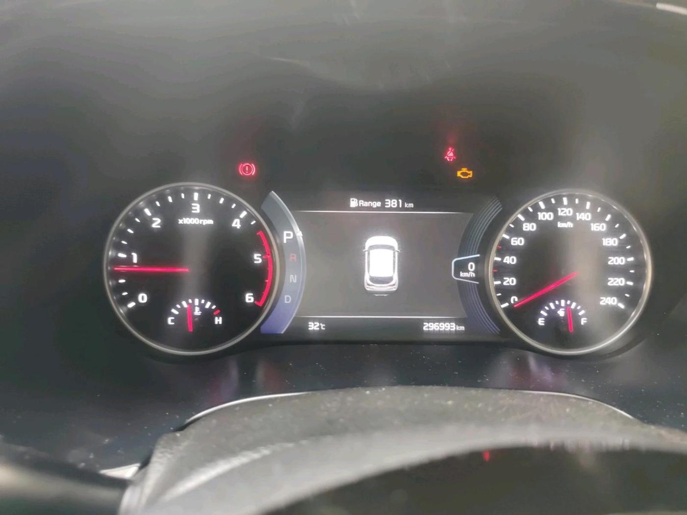 2020 KIA SELTOS GTX PLUS AT 1.5 DIESEL, Diesel, Automatic, 2,96,993 km, interior