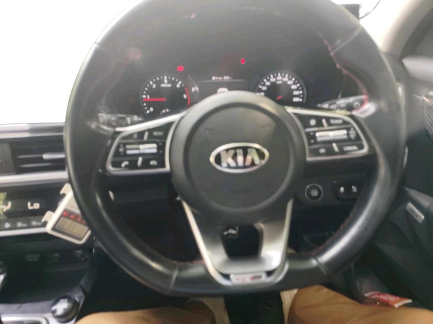2020 KIA SELTOS GTX PLUS AT 1.5 DIESEL, Diesel, Automatic, 2,96,993 km, interior