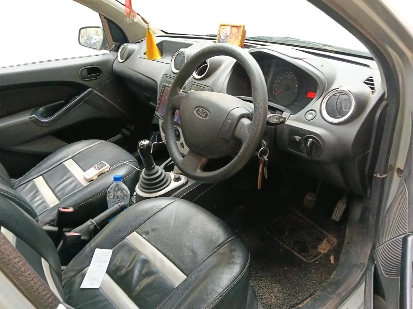 2011 Ford Figo EXI 1.2 PETROL, Petrol, Manual, 32,403 km, interior