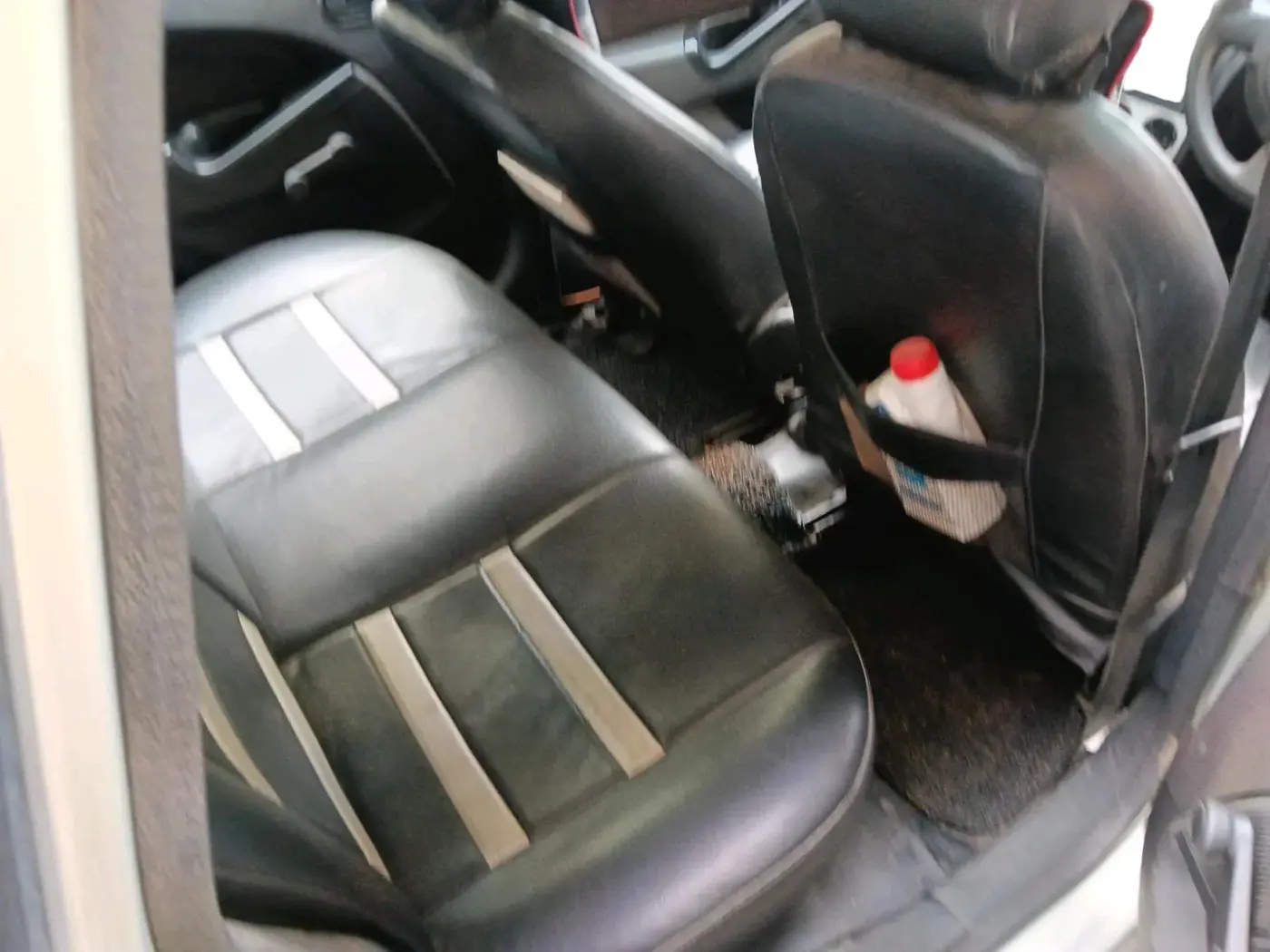 2011 Ford Figo EXI 1.2 PETROL, Petrol, Manual, 32,403 km, interior