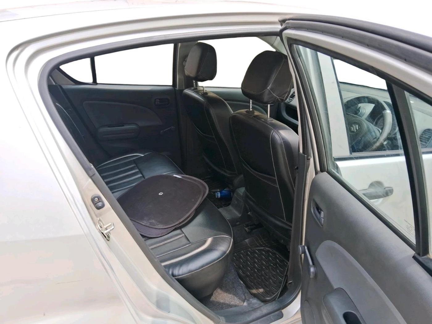 2012 Maruti Ritz LXI, Petrol, Manual, 54,459 km, interior