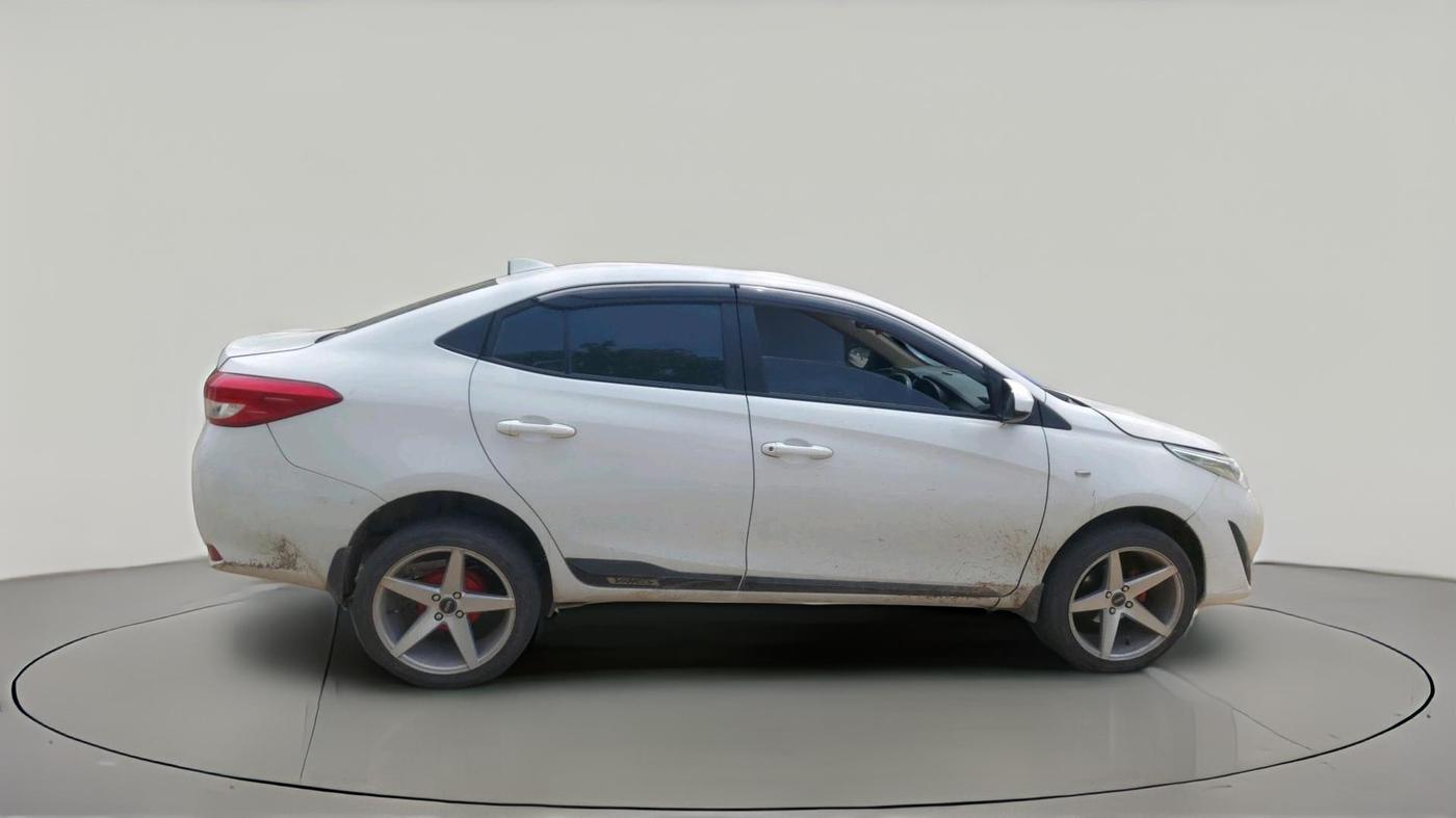 2019 Toyota YARIS J MT, Petrol, Manual, 67,893 km, exterior