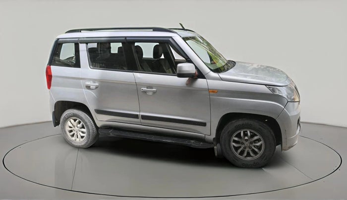 2017 Mahindra TUV300 T4, Diesel, Manual, 60,049 km, exterior