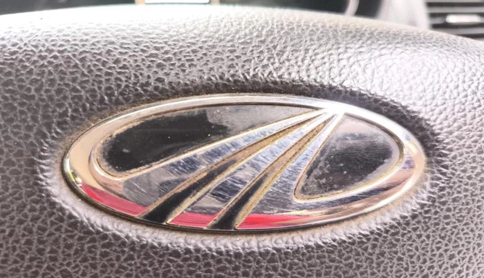 2017 Mahindra TUV300 T4, Diesel, Manual, 60,049 km, interior