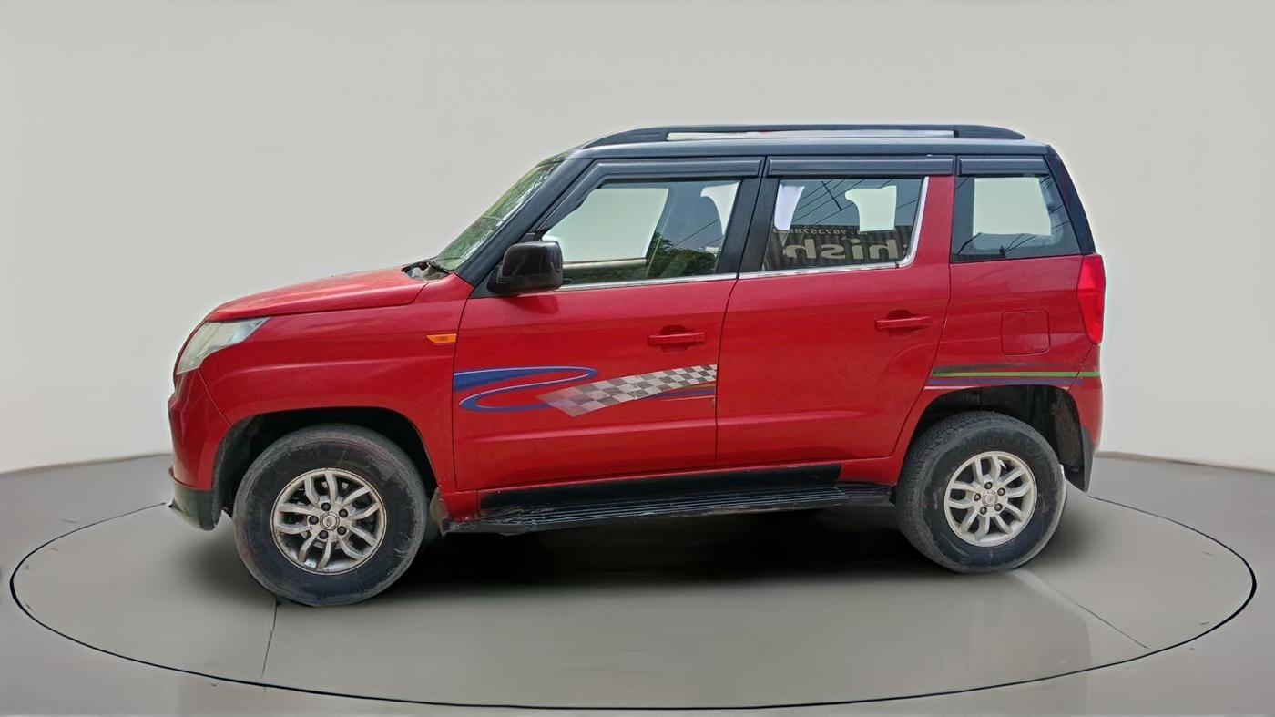 2017 Mahindra TUV300 T8 DUAL TONE, Diesel, Manual, 1,70,000 km, exterior