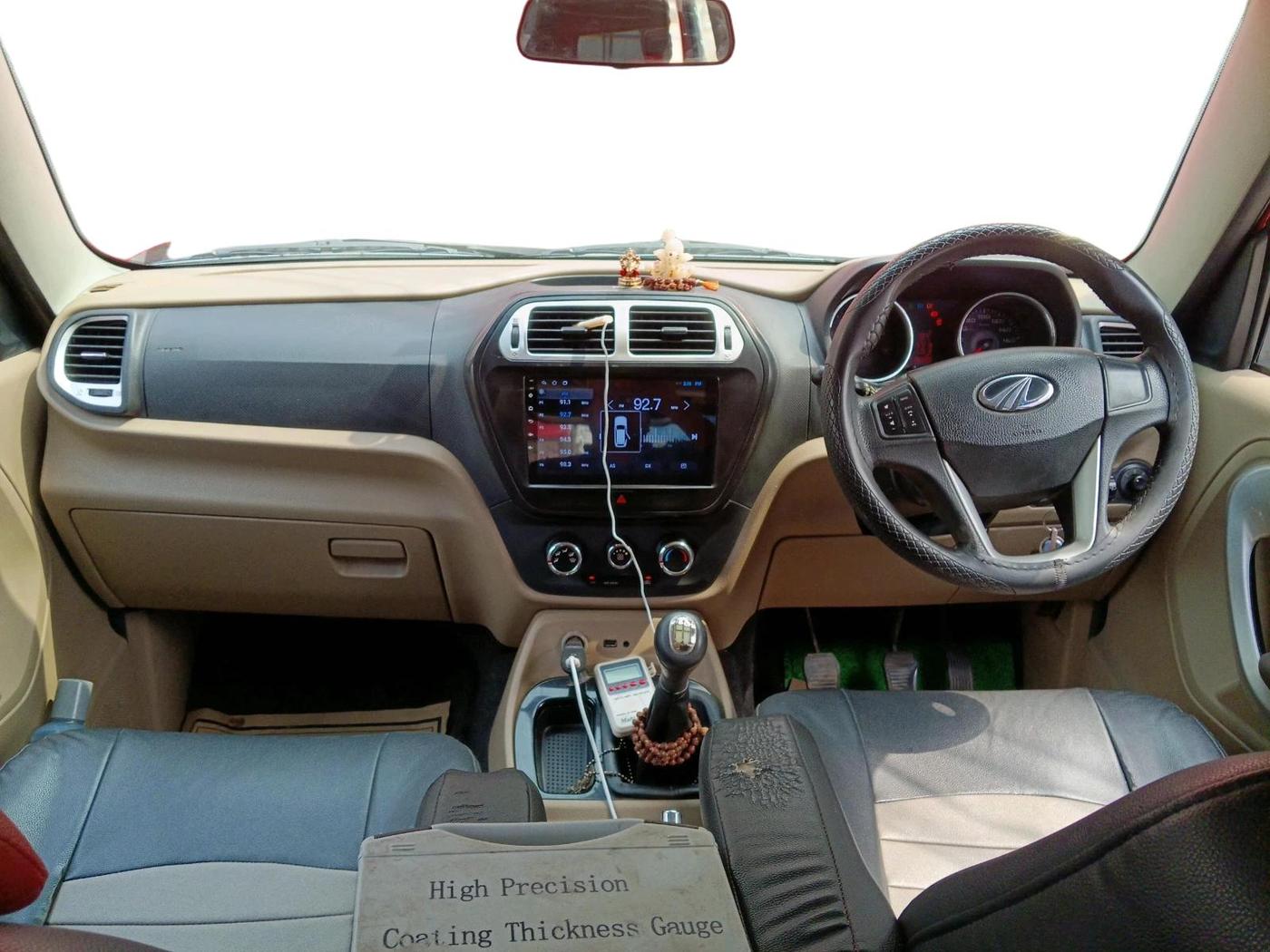 2017 Mahindra TUV300 T8 DUAL TONE, Diesel, Manual, 1,70,000 km, interior