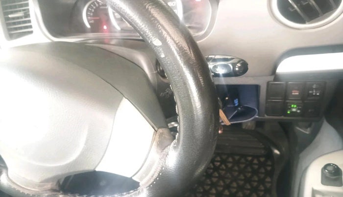 2012 Maruti Wagon R 1.0 VXI, CNG, Manual, 56,748 km, interior