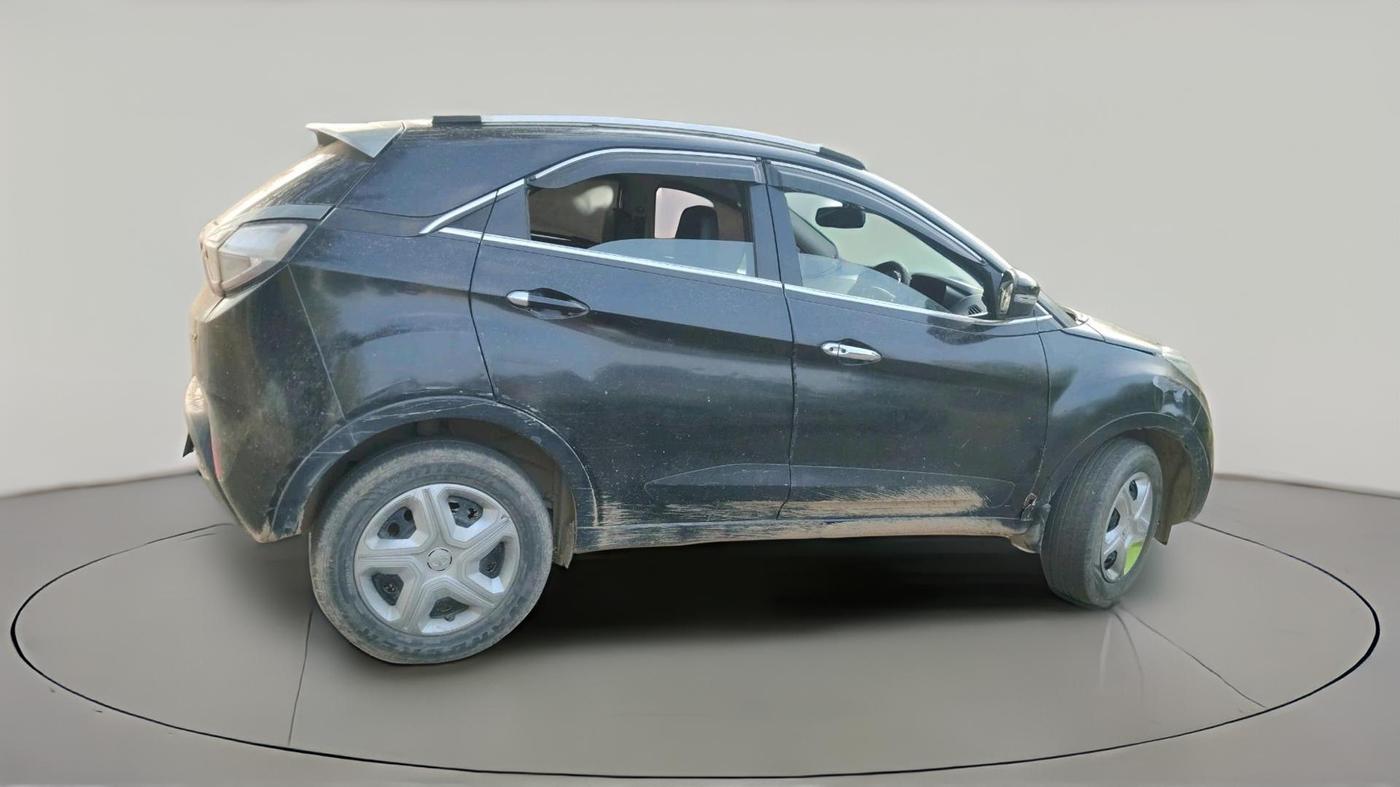 2018 Tata NEXON KRAZ PLUS PETROL, CNG, Manual, 88,340 km, exterior