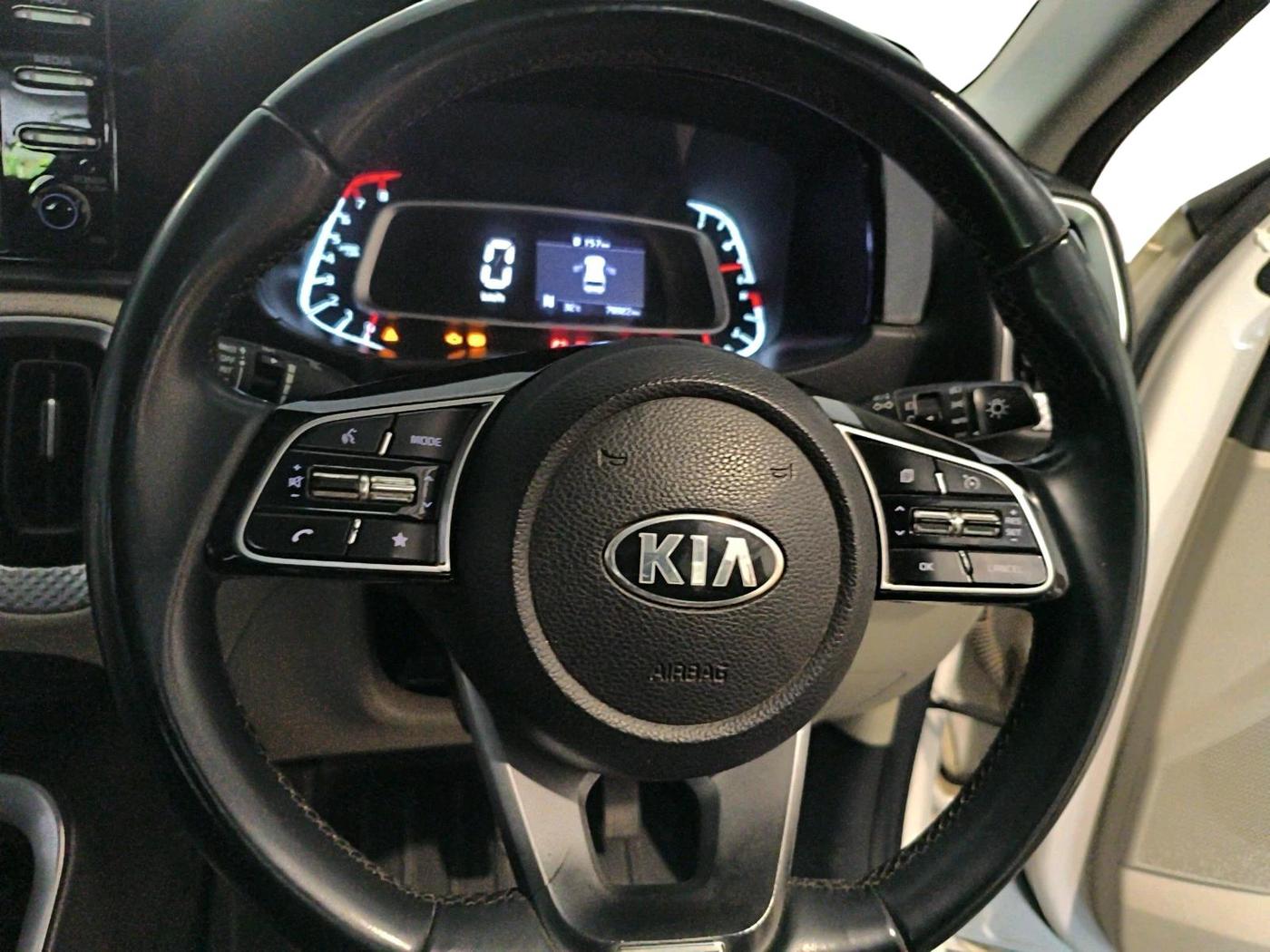 2020 KIA SONET HTX 1.0 IMT, Petrol, Manual, 78,322 km, interior