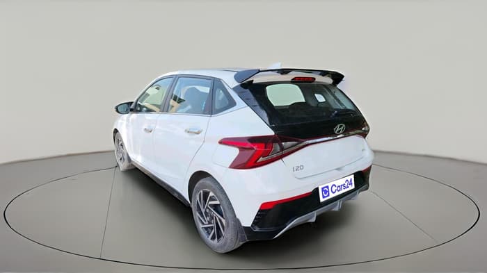 2024 Hyundai NEW I20 ASTA 1.2 MT, Petrol, Manual, 40,957 km, exterior