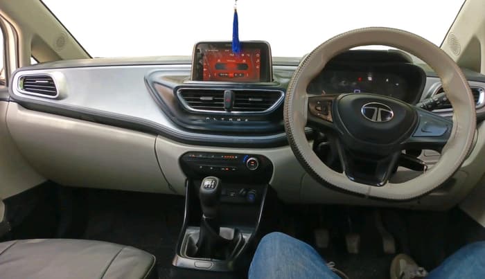 2024 Tata ALTROZ XM PLUS SUNROOF CNG, CNG, Manual, 59,203 km, interior