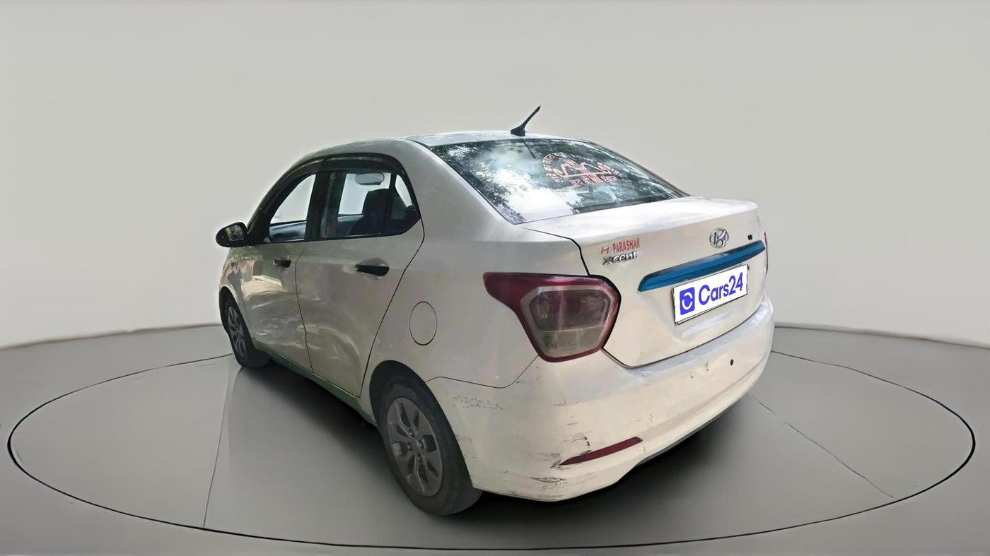 2016 Hyundai Xcent BASE 1.2, CNG, Manual, 66,240 km, exterior
