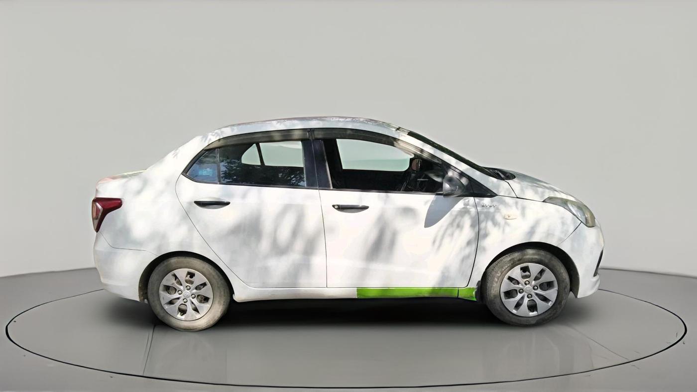 2016 Hyundai Xcent BASE 1.2, CNG, Manual, 66,240 km, exterior