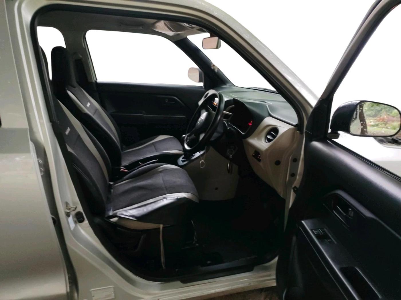 2019 Maruti New Wagon-R LXI CNG 1.0, CNG, Manual, 1,09,584 km, interior