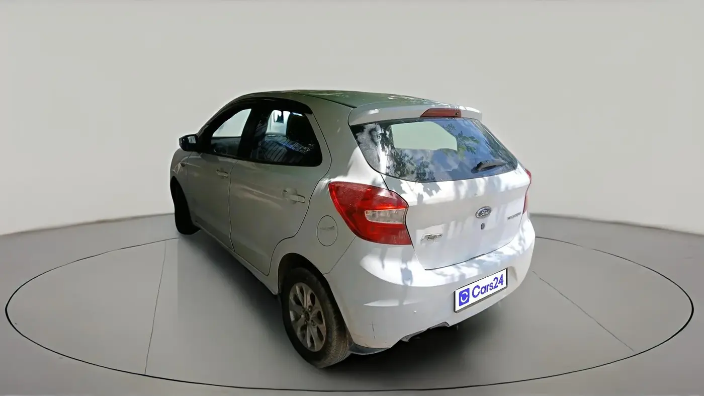 2015 Ford New Figo TITANIUM 1.2 PETROL MT, Petrol, Manual, 75,203 km, exterior