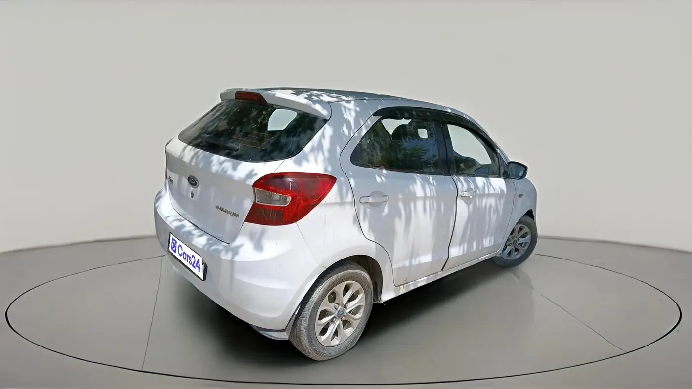 2015 Ford New Figo TITANIUM 1.2 PETROL MT, Petrol, Manual, 75,203 km, exterior