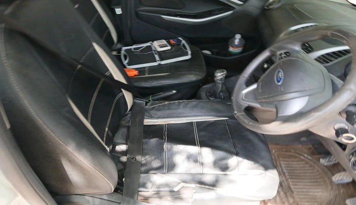 2015 Ford New Figo TITANIUM 1.2 PETROL MT, Petrol, Manual, 75,203 km, interior