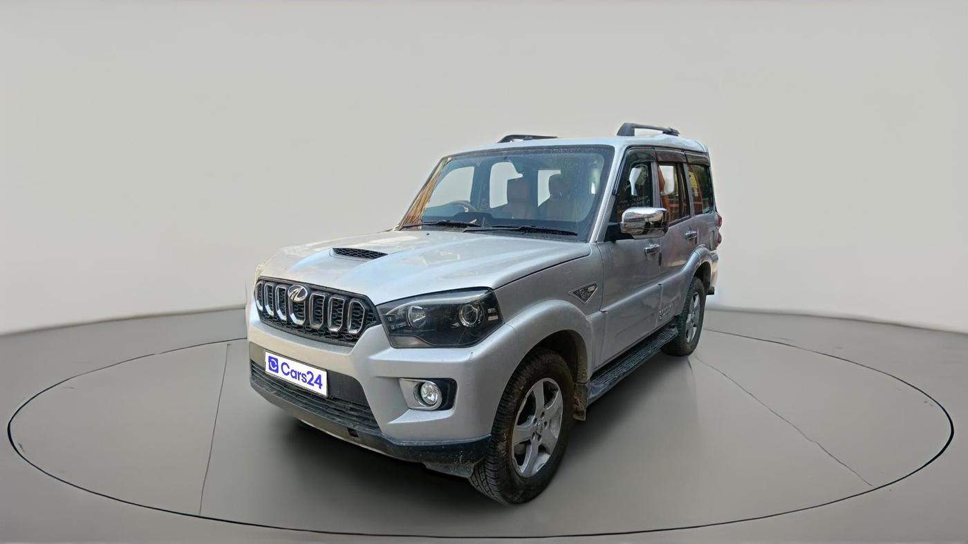 2018 Mahindra Scorpio S7, Diesel, Manual, 1,26,638 km, exterior