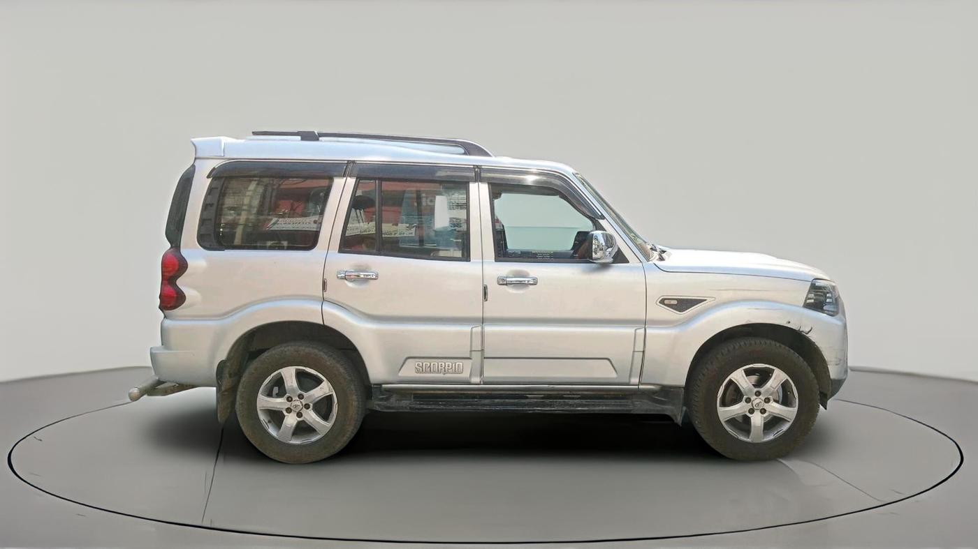 2018 Mahindra Scorpio S7, Diesel, Manual, 1,26,638 km, exterior