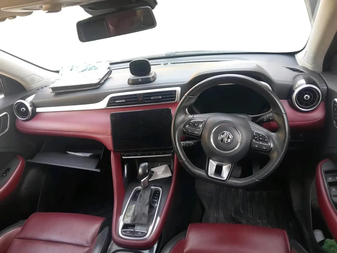 2022 MG ASTOR SAVVY 1.5 CVT S RED, Petrol, Automatic, 39,372 km, interior