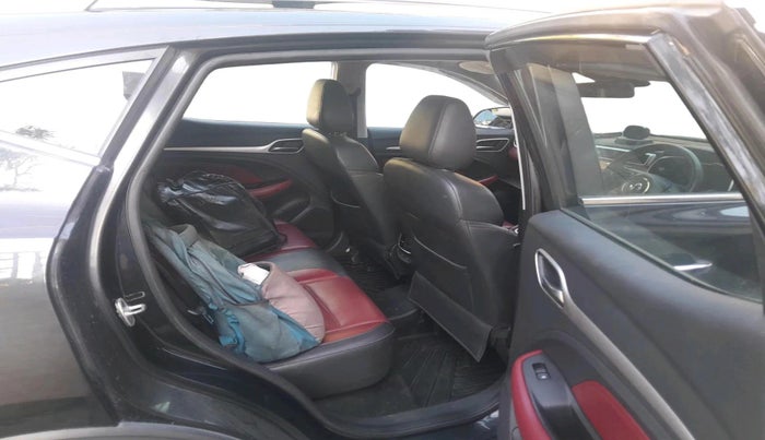 2022 MG ASTOR SAVVY 1.5 CVT S RED, Petrol, Automatic, 39,372 km, interior