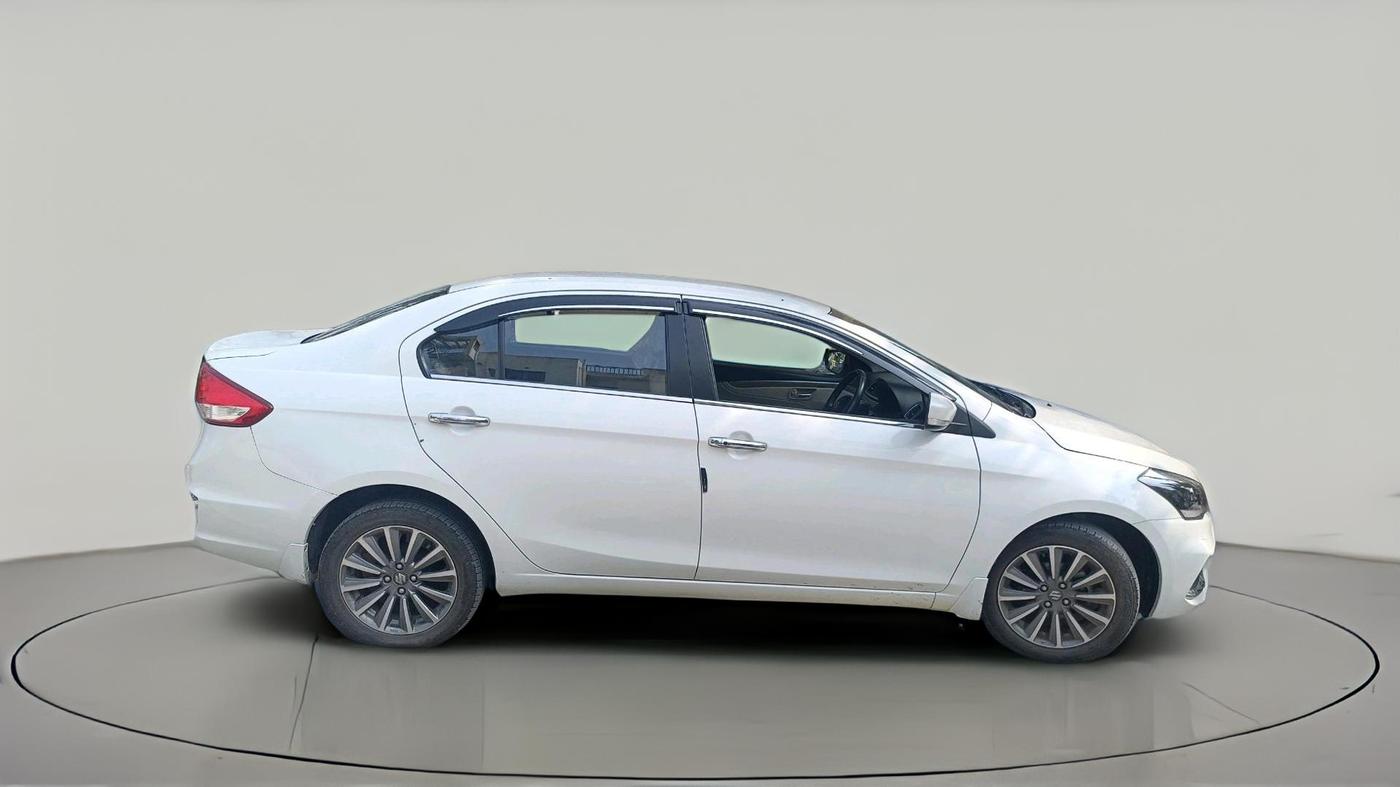 2024 Maruti Ciaz ALPHA  AT 1.5 SHVS PETROL, Petrol, Automatic, 20,523 km, exterior