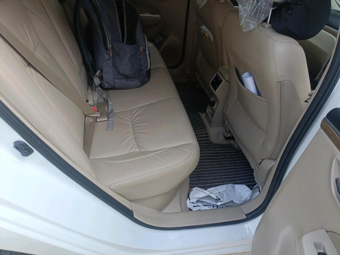 2024 Maruti Ciaz ALPHA  AT 1.5 SHVS PETROL, Petrol, Automatic, 20,523 km, interior
