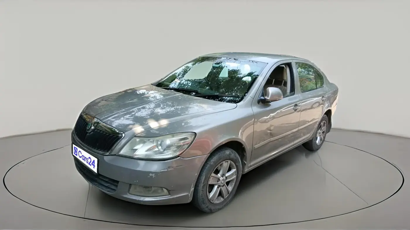 2011 Skoda Laura AMBITION 1.8 TSI, Petrol, Manual, 27,680 km, exterior