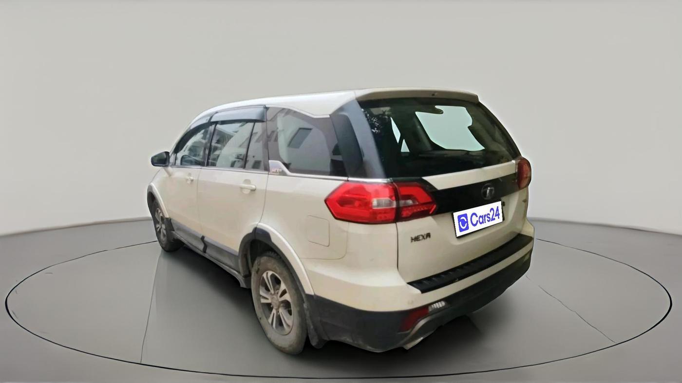 2018 Tata Hexa XMA 4X2 7 STR, Diesel, Automatic, 60,396 km, exterior