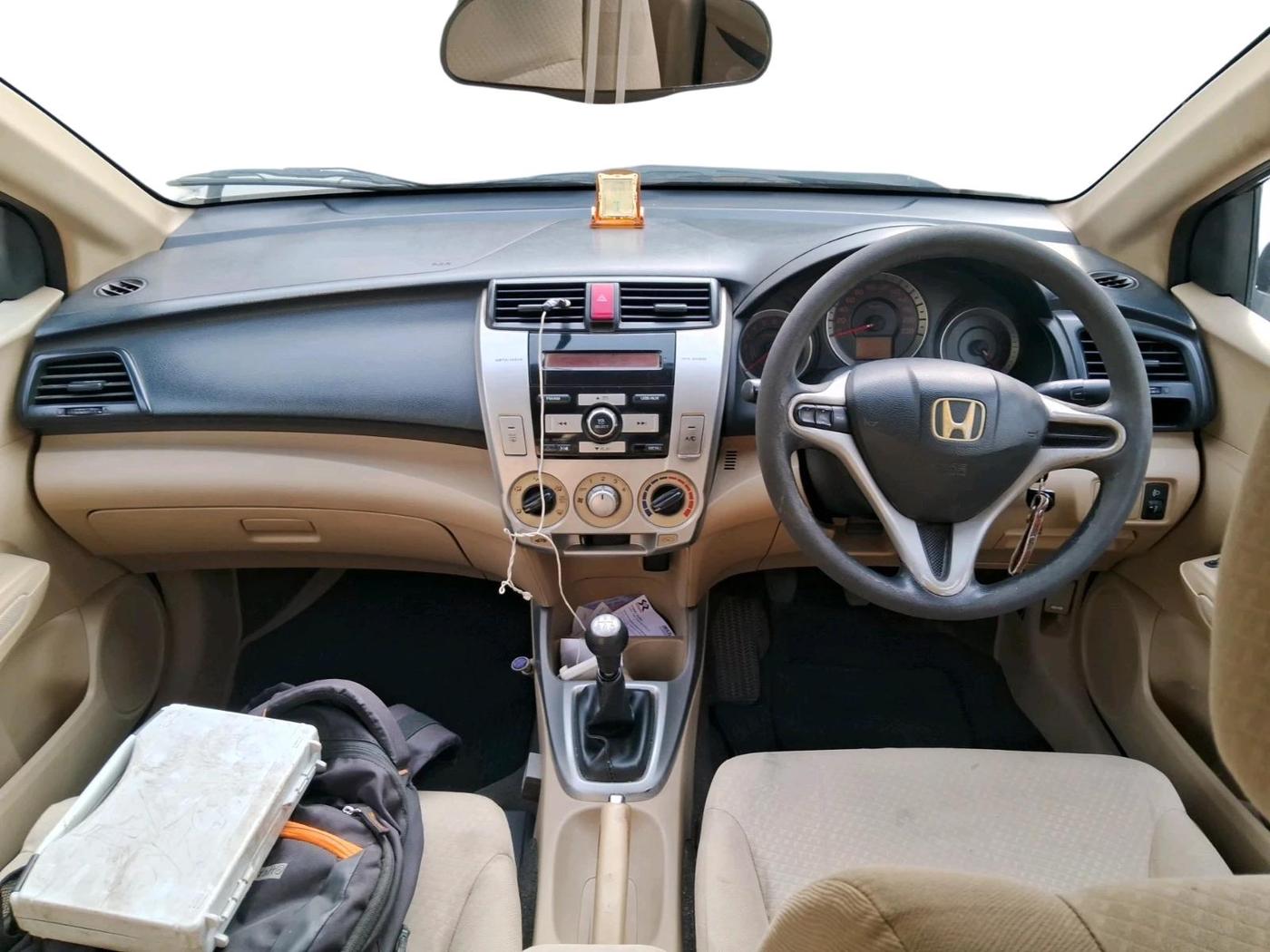 2011 Honda City 1.5L I-VTEC S MT, Petrol, Manual, 1,46,220 km, interior