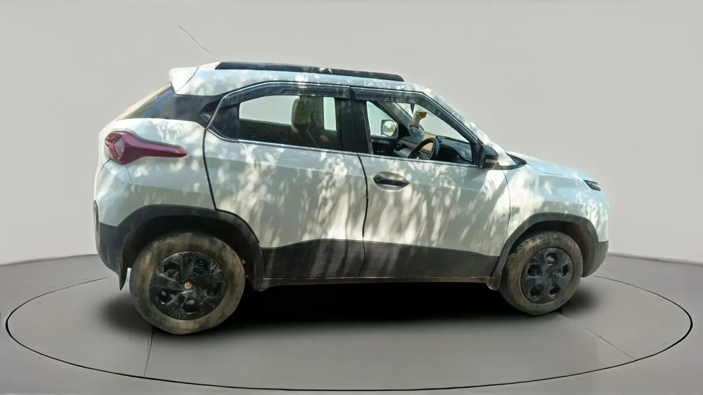 2025 Tata PUNCH PURE MT, Petrol, Manual, 19,913 km, exterior