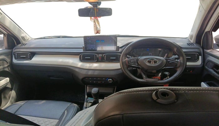 2025 Tata PUNCH PURE MT, Petrol, Manual, 19,913 km, interior