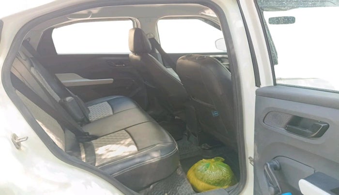 2025 Tata PUNCH PURE MT, Petrol, Manual, 19,913 km, interior