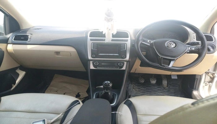 2016 Volkswagen Ameo HIGHLINE1.2L, Petrol, Manual, 1,61,828 km, interior