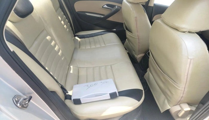 2016 Volkswagen Ameo HIGHLINE1.2L, Petrol, Manual, 1,61,828 km, interior