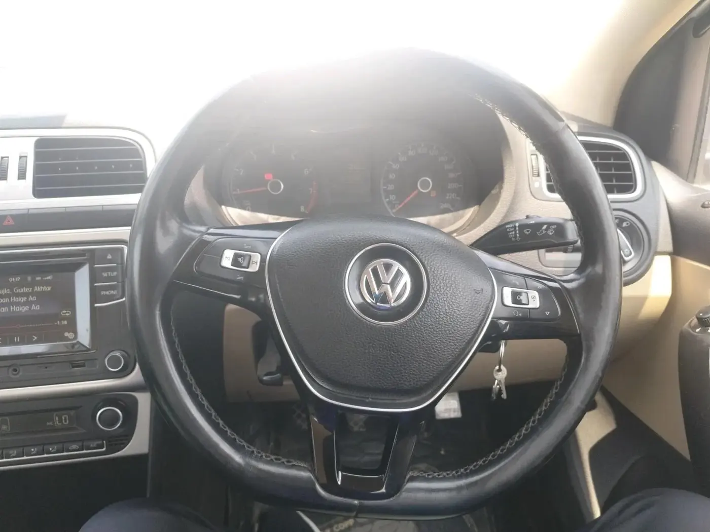 2016 Volkswagen Ameo HIGHLINE1.2L, Petrol, Manual, 1,61,828 km, interior