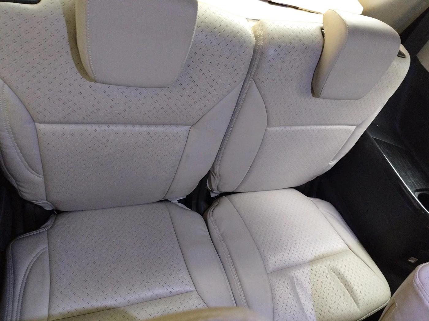 2023 Maruti XL6 ZETA AT, Petrol, Automatic, 35,148 km, interior