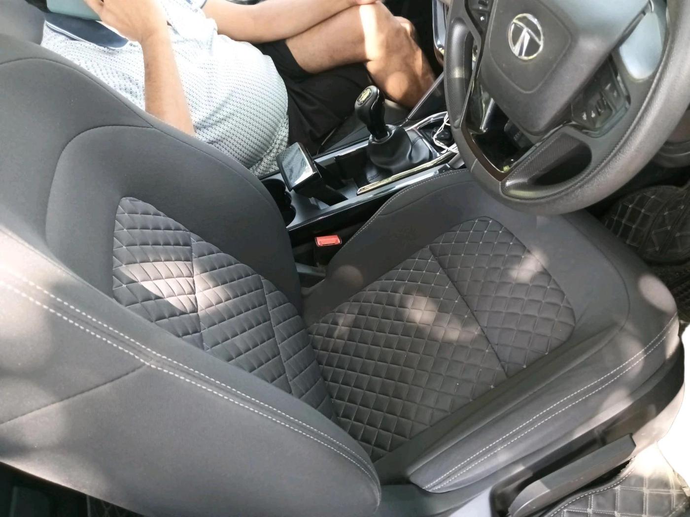 2023 Tata Harrier XT PLUS 2.0L KRYOTEC DARK EDITON, Diesel, Manual, 51,375 km, interior