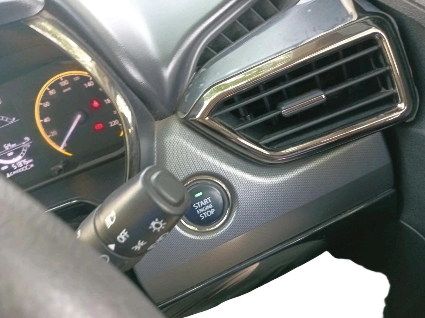 2023 Tata Harrier XT PLUS 2.0L KRYOTEC DARK EDITON, Diesel, Manual, 51,375 km, interior